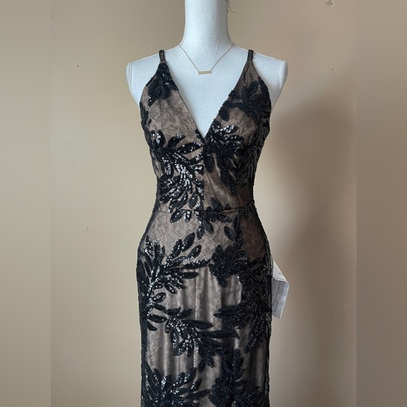 DRESS THE POPULATION | Black Sequin & Mesh Overlay Maxi Formal Gown Sz S - Picture 3 of 12